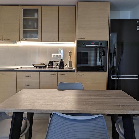 Ethos Apartment Néa Péramos Eksteriør bilde