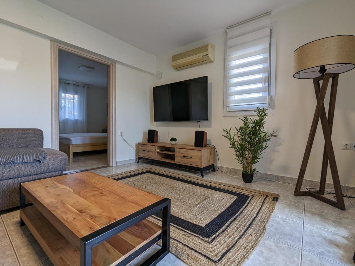 Ethos Apartment Néa Péramos Eksteriør bilde